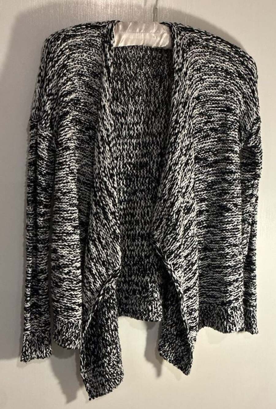 Abercrombie Kids Black and White Marled Knit Cardigan, Size S (10)